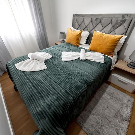 Quartos Da Tia Laura นาซาเร ภายนอก รูปภาพ