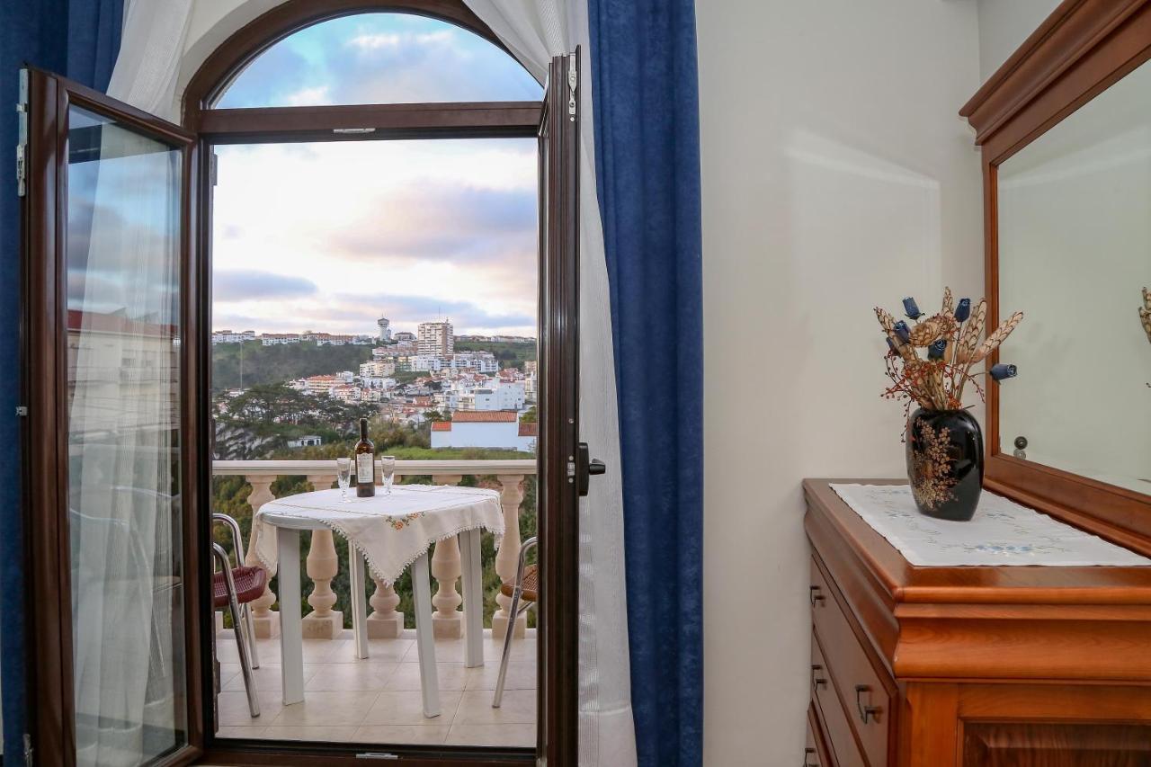 Quartos Da Tia Laura นาซาเร ภายนอก รูปภาพ