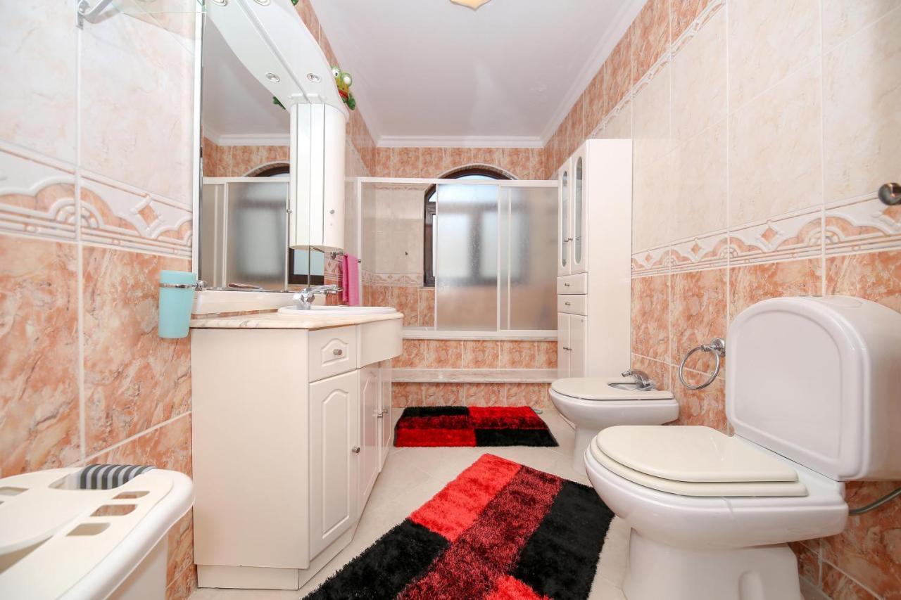 Quartos Da Tia Laura นาซาเร ภายนอก รูปภาพ
