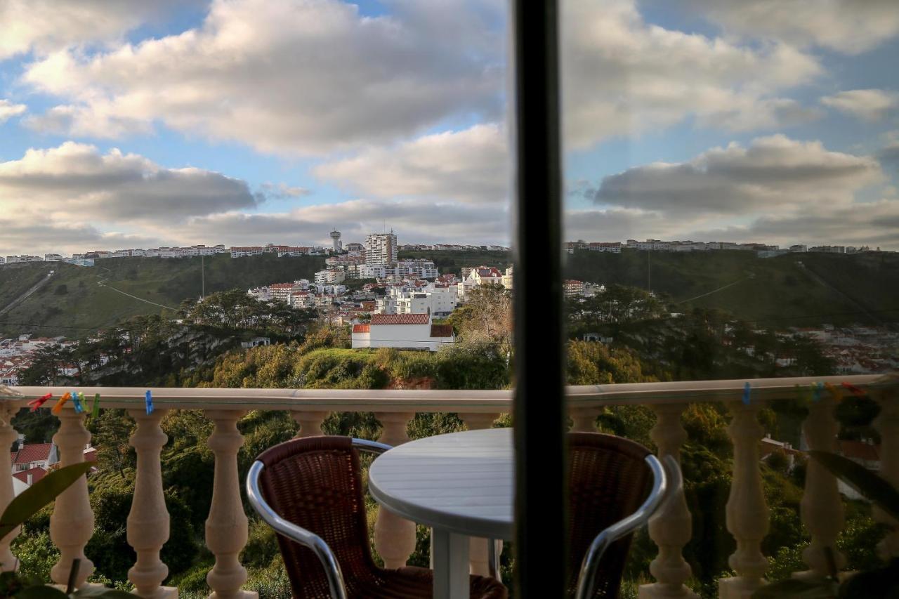 Quartos Da Tia Laura นาซาเร ภายนอก รูปภาพ