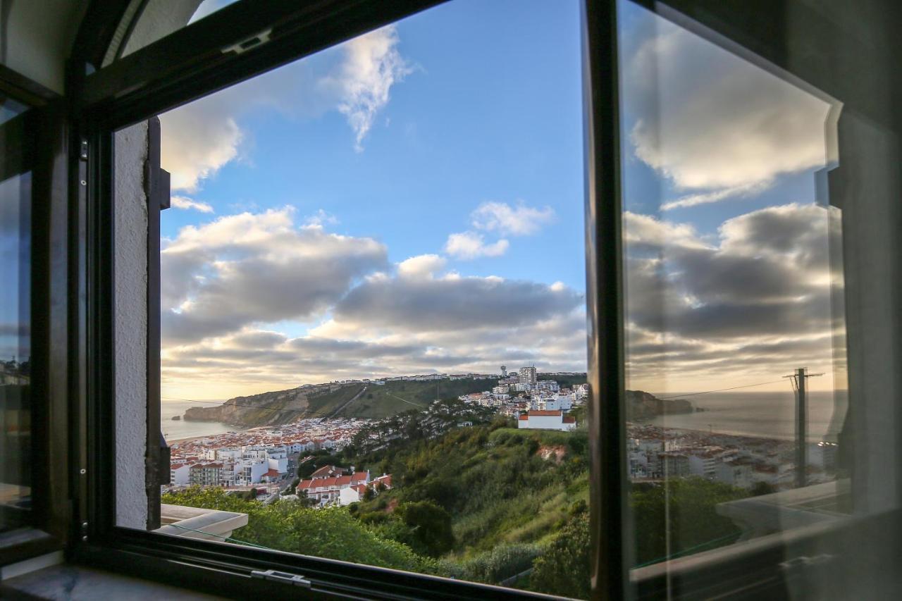Quartos Da Tia Laura นาซาเร ภายนอก รูปภาพ